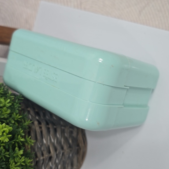 Estee Lauder Travel Case - Picture 9 of 10